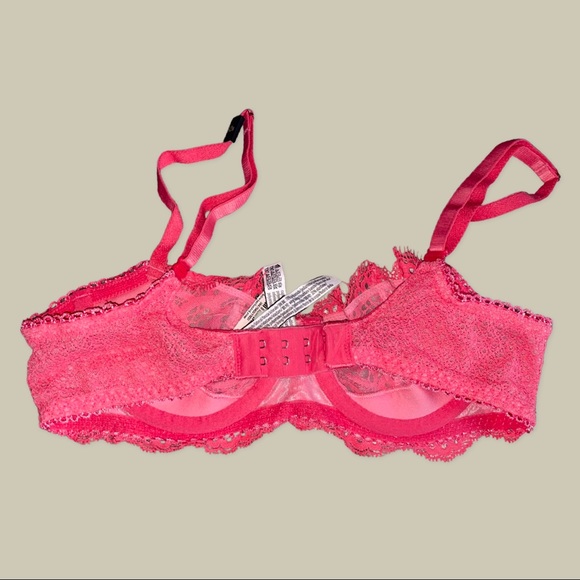 Victorias Secret lace bralette set of three Unpadded bras - Picture 3 of 7